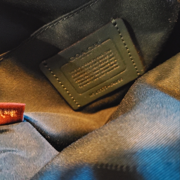 AUTHENTIC Coach crossbody 💖NEW - Picture 8 of 15